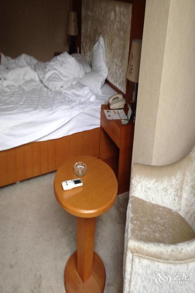 Shenzhen Huamao Aviatic Hotel 외부 사진