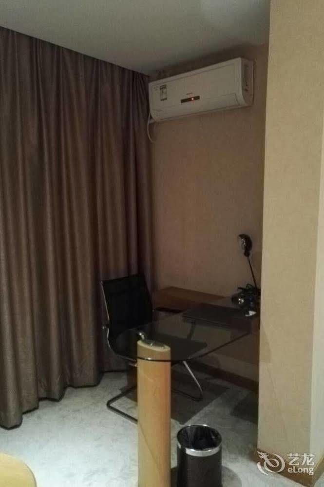 Shenzhen Huamao Aviatic Hotel 외부 사진